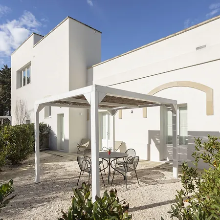 Отель Masseria Mongio Dell'elefante