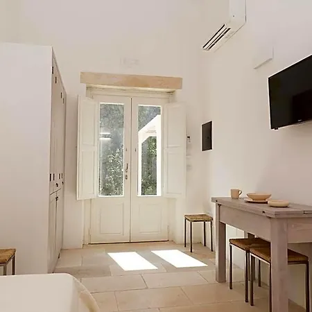 Masseria Mongio Dell'elefante 4*