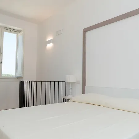 Hotel Masseria Mongio Dell'elefante 4*